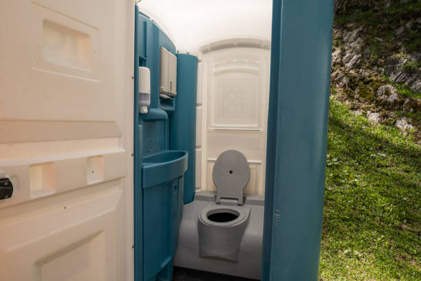 Best Event porta potty rental  in Atlantic Highlands, NJ